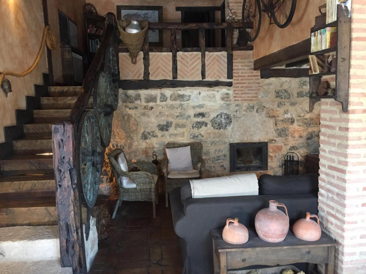 Casa Rural La Charolesa Aguilera Ngoại thất bức ảnh